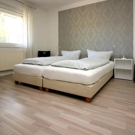 Am Apfelgarten-2 Mit Pkw-parkplatz, Floerekeweg Апартаменты