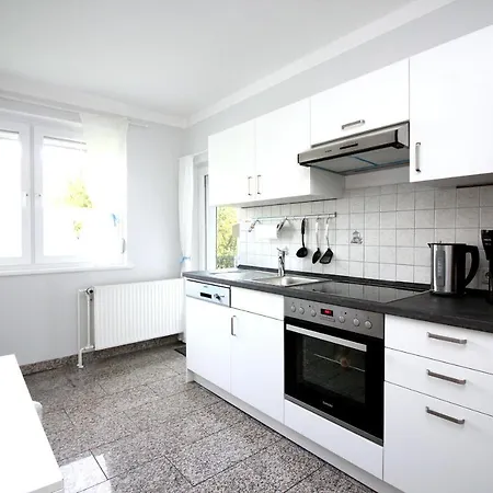 Апартаменты Am Apfelgarten-2 Mit Pkw-parkplatz, Floerekeweg Линебург