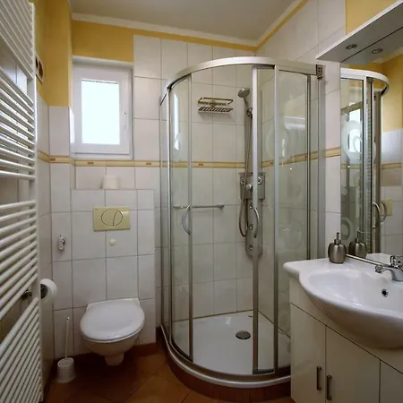 Am Apfelgarten-2 Mit Pkw-parkplatz, Floerekeweg Апартаменты Линебург